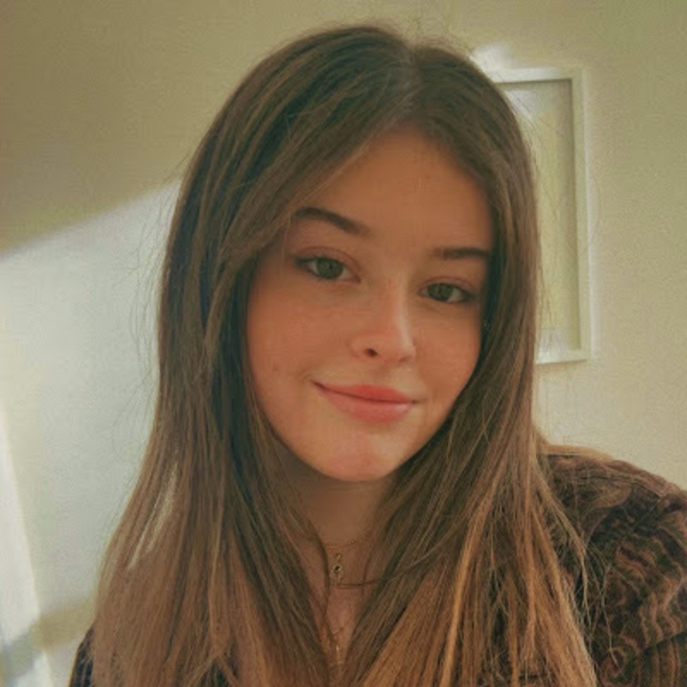 Meet your Posher, Sophia